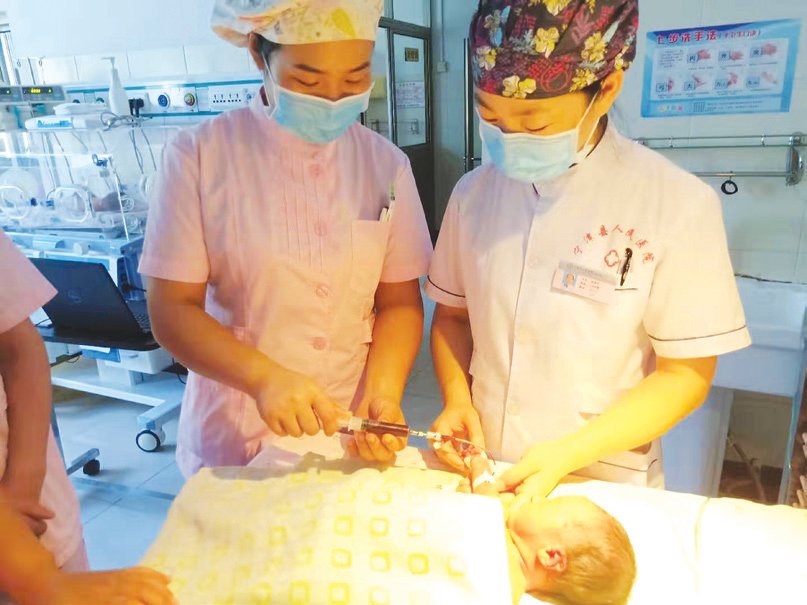 桦南县妇婴监护型护送